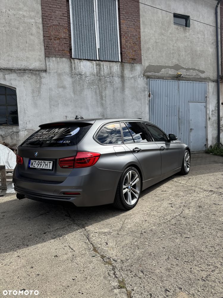 BMW Seria 3 320d Sport Line - 8