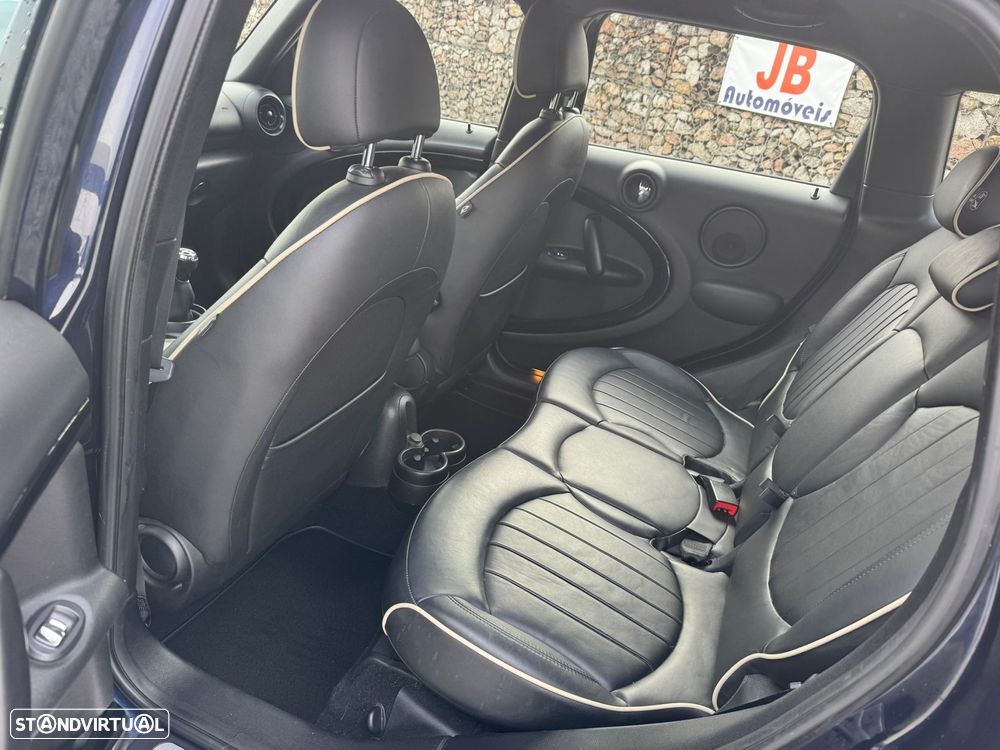 MINI Countryman Cooper D - 13