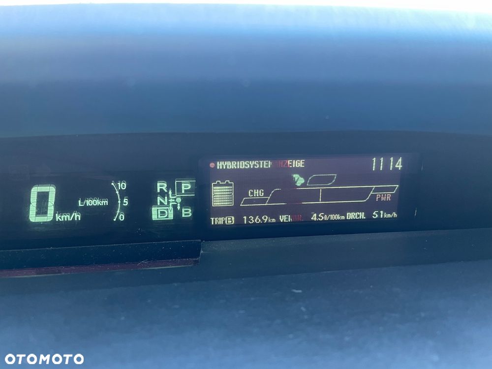 Toyota Prius 1.8 HSD Prestige - 39