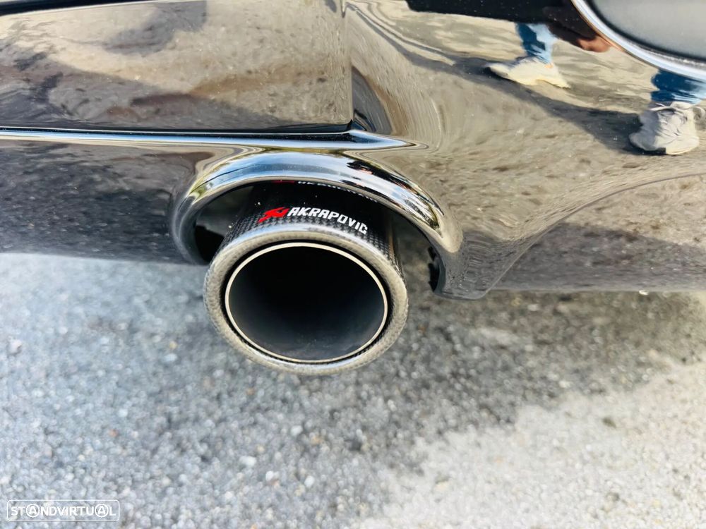 BMW 320 d Pack M - 16