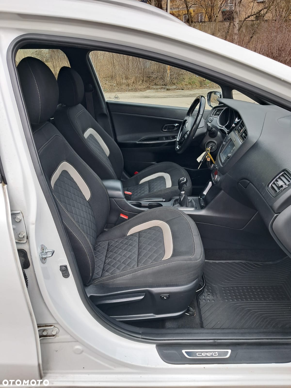 Kia Ceed 1.6 CRDi 136 ISG GT Line - 8
