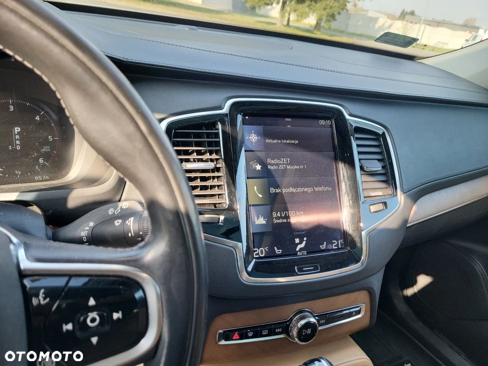 Volvo XC 90 D5 AWD Geartronic Momentum - 5
