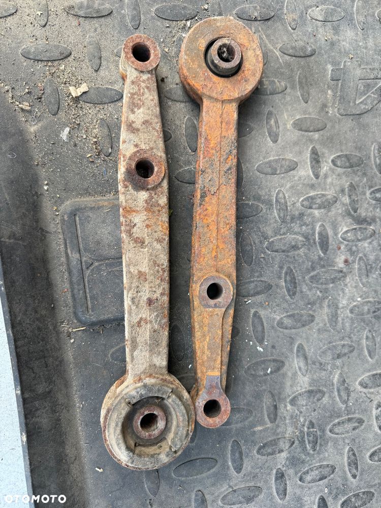 MOCOWANIE DYFERENCJAŁU DYFRA TOYOTA LAND CRUISER 120 2002-2009 - 1