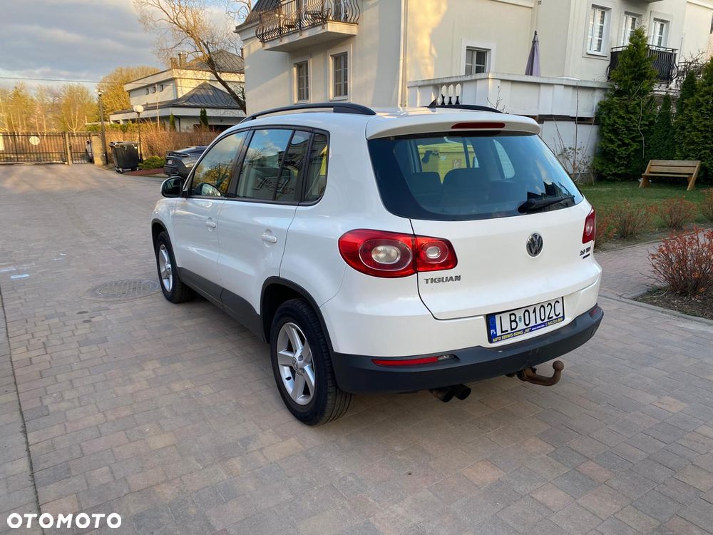 Volkswagen Tiguan 2.0 TDI DPF BlueMotion Technology Trend & Fun - 3