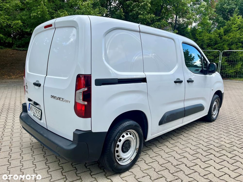 Toyota ProAce Kombi D-4D Medium 2,6t - 4