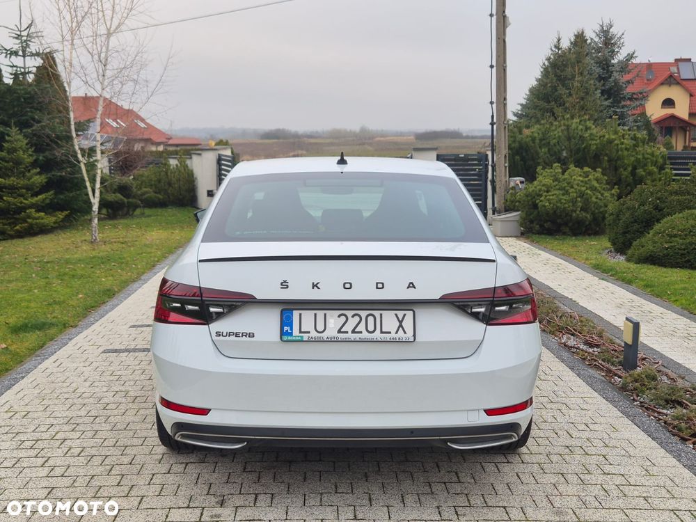 Skoda Superb 2.0 TSI Sportline DSG - 6