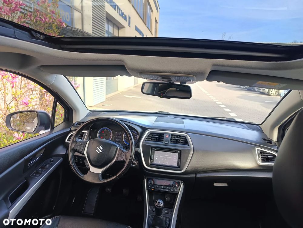 Suzuki SX4 S-Cross 1.6 VVT 4x2 limited+ - 12