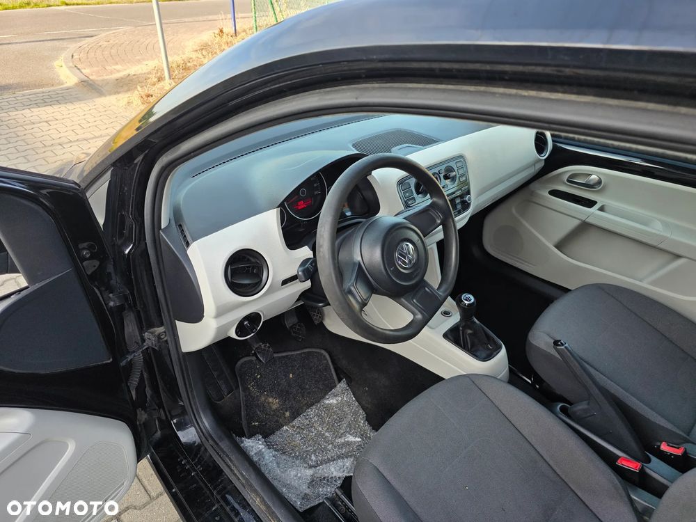 Volkswagen up! cup - 17