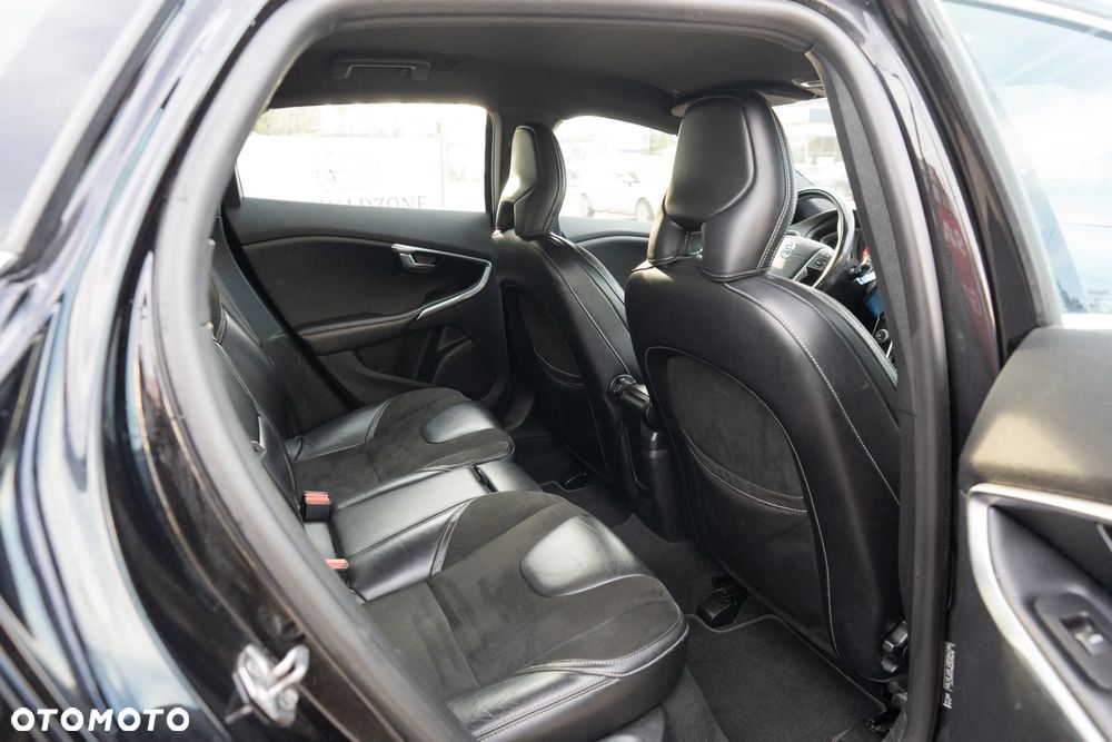 Volvo V40 D2 RDesign - 15