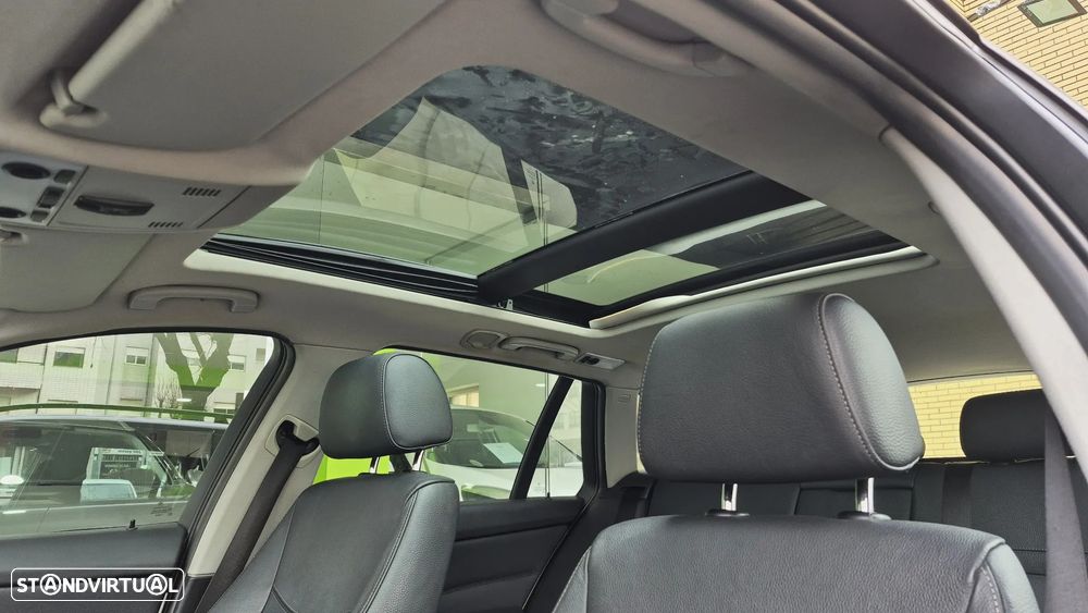 BMW 320 d Navigation - 16