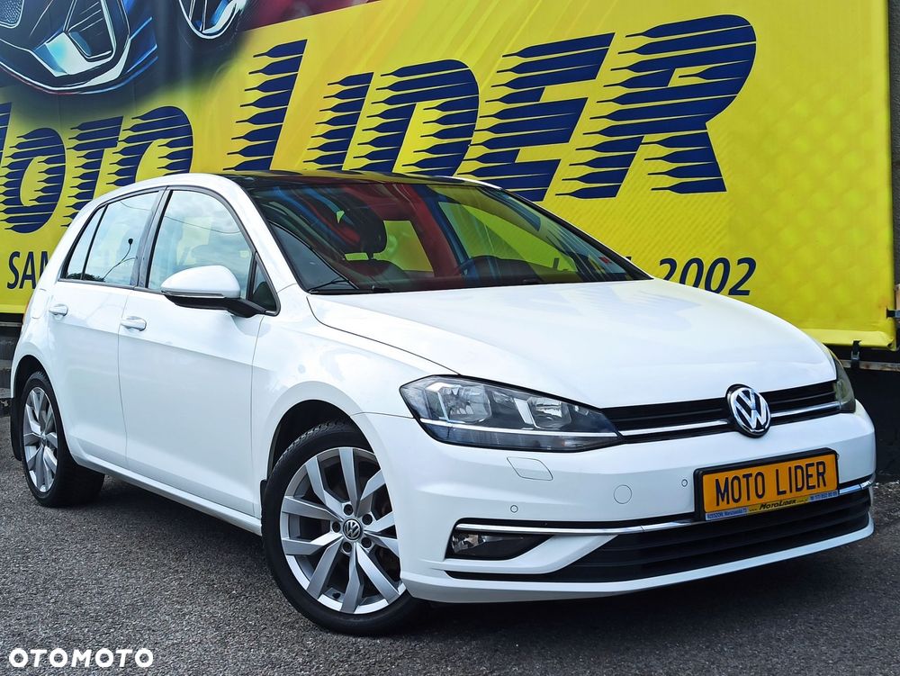 Volkswagen Golf - 1