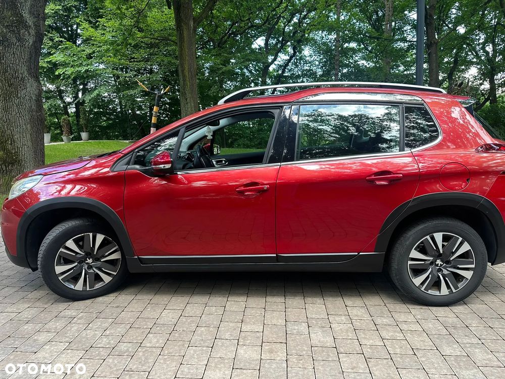 Peugeot 2008 1.2 Pure Tech Style S&S EAT6 - 5