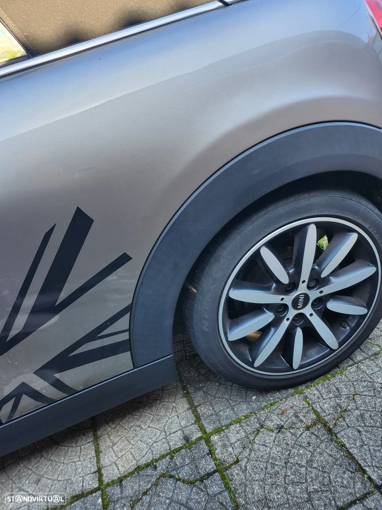 MINI Cabrio Cooper D - 17