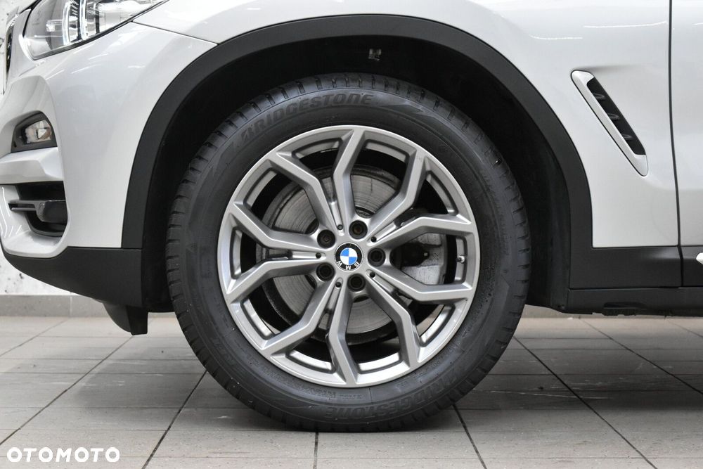 BMW X3 xDrive20d MHEV xLine sport - 7