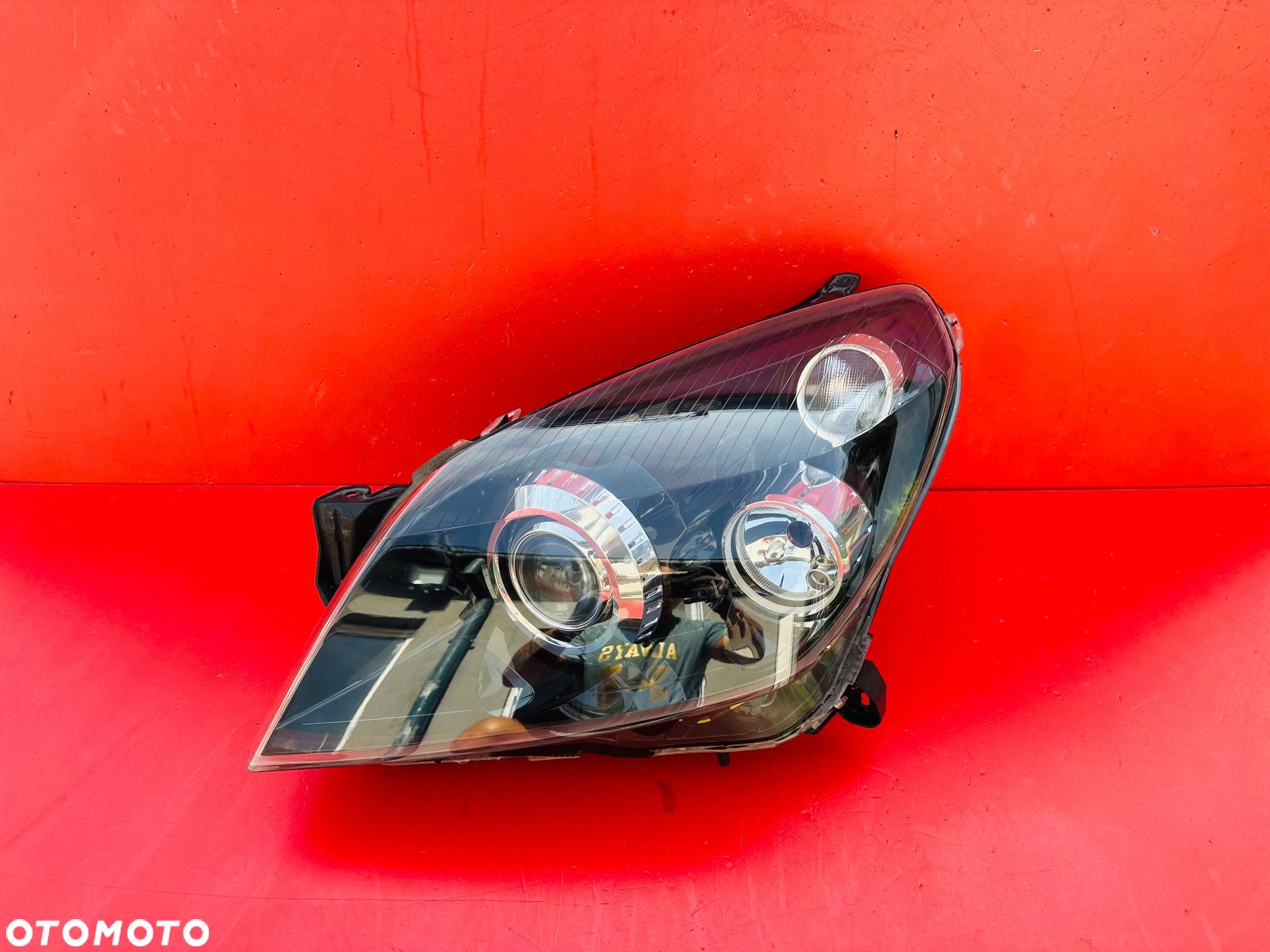 LAMPA LEWA OPEL ASTRA H  BI XENON SKRĘTNA HELLA EUROPA - 1