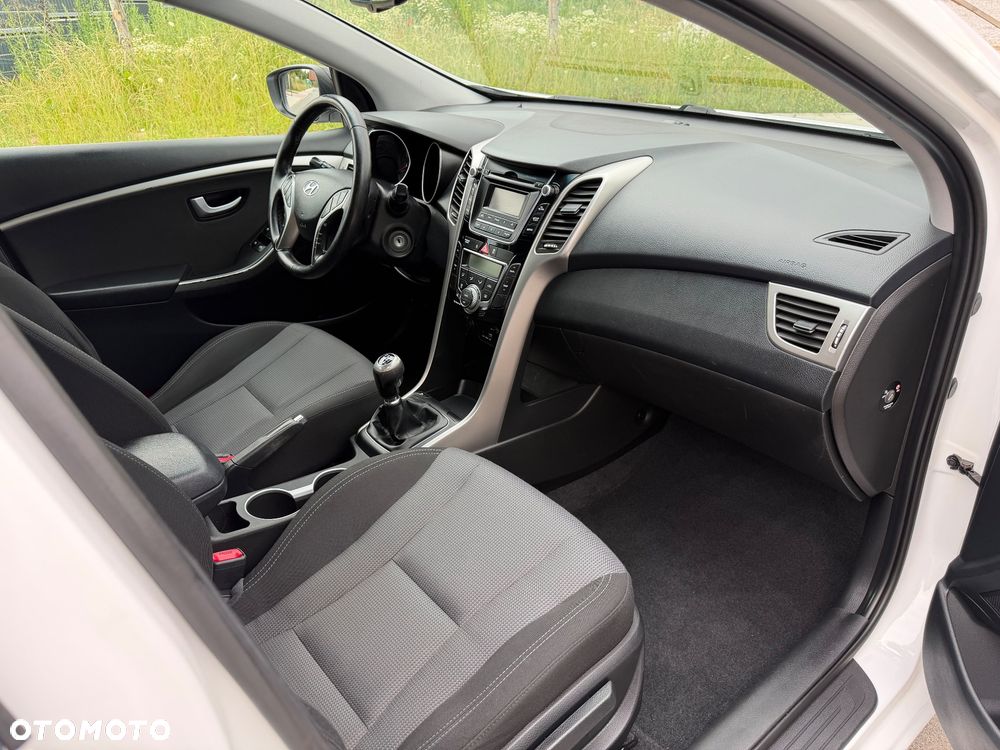 Hyundai i30 1.6 CRDi Comfort - 10