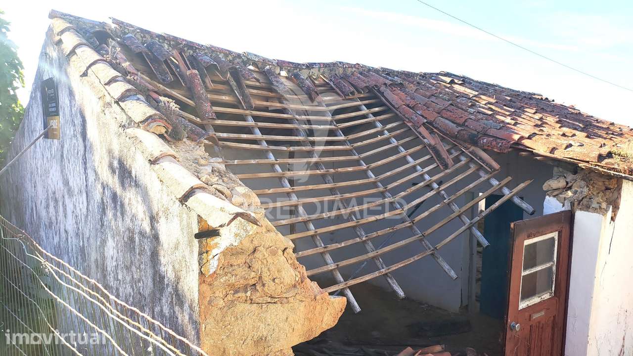 Casa Térrea para reconstruir - Constância - Grande imagem: 5/31