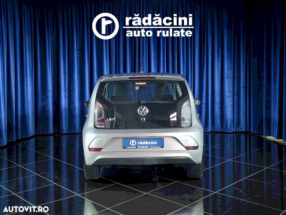 Volkswagen up! 1.0 High - 8