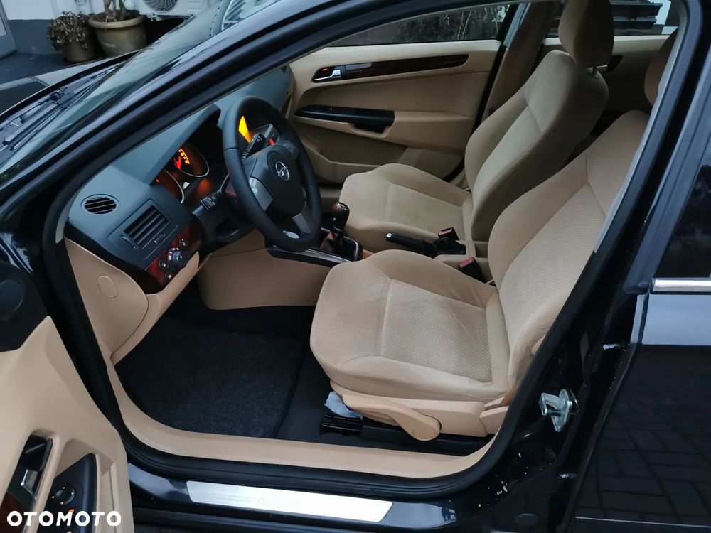 Opel Astra - 9