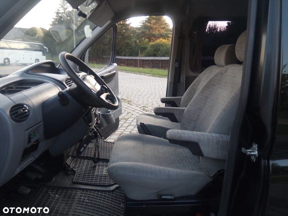 LDV Maxus - 12