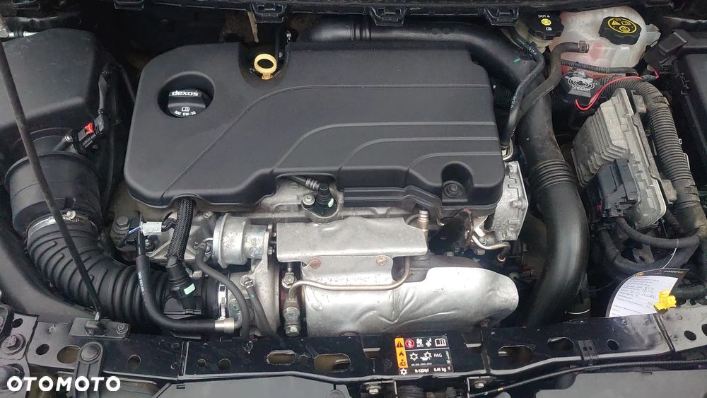 Opel Astra 1.4 Turbo Start/Stop Business - 14