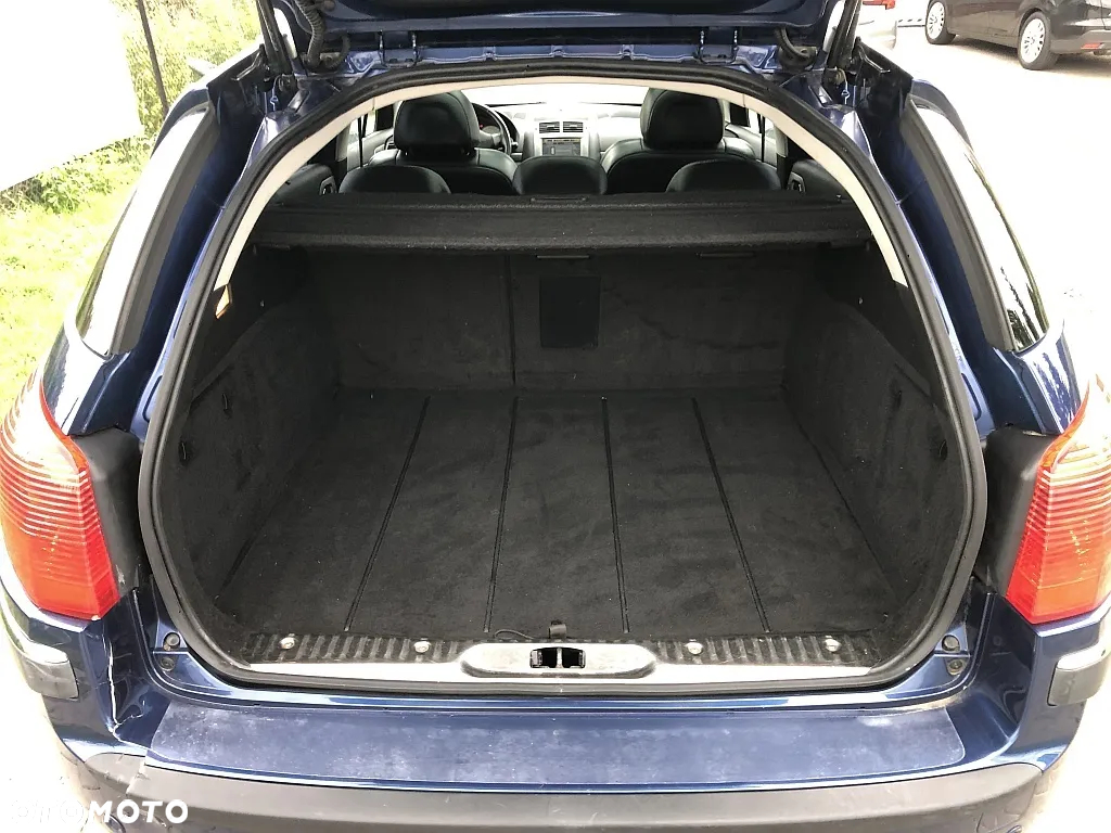 Peugeot 407 SW HDi 135 Premium mit Exklusiv-Paket - 23