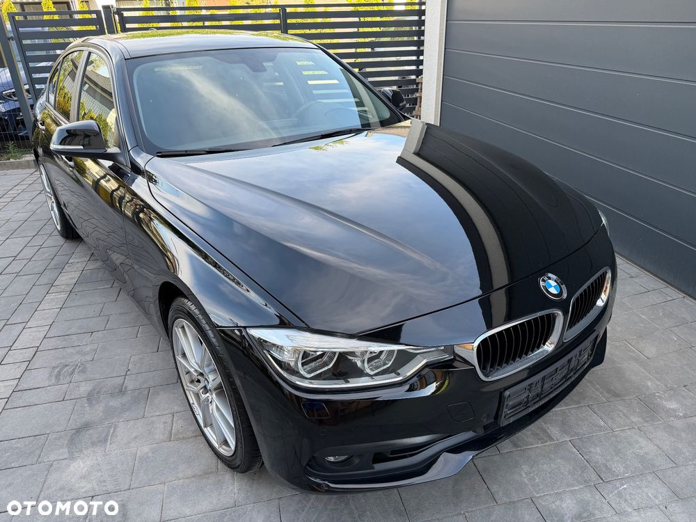 BMW Seria 3 318i GPF Sport Line Shadow - 8