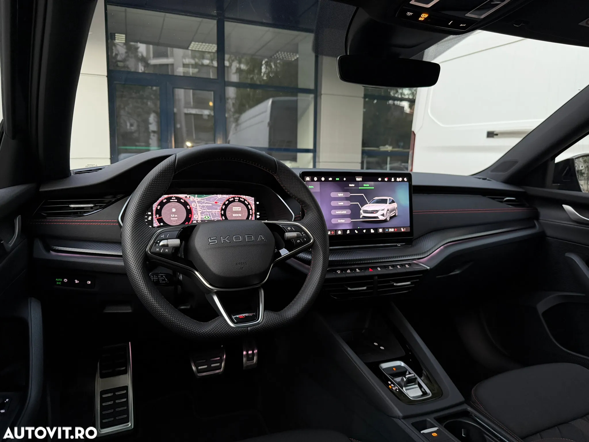 Skoda Octavia Combi 2.0 TSI 265 CP DSG RS - 17