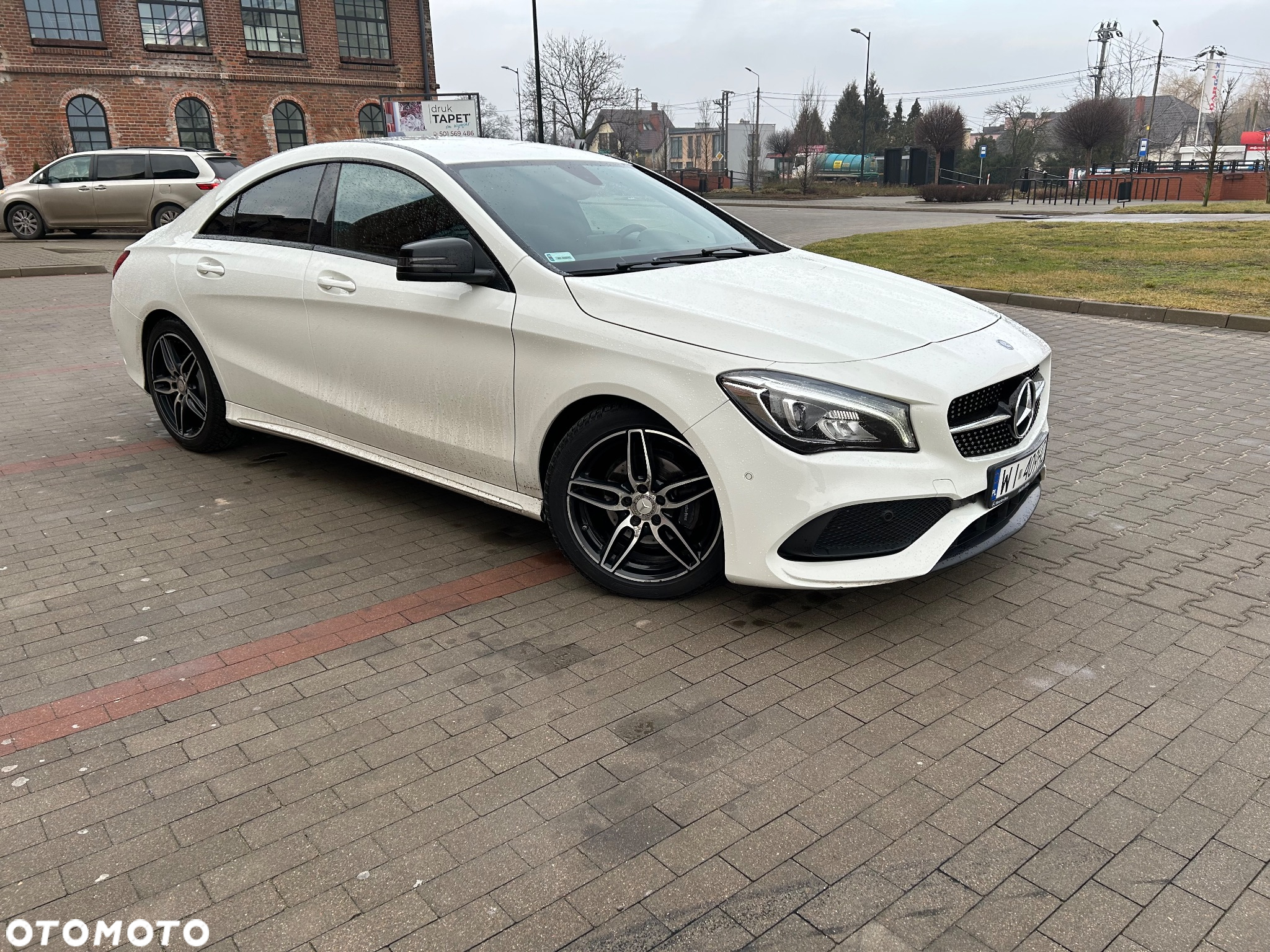 Mercedes-Benz CLA 200 7G-DCT - 3