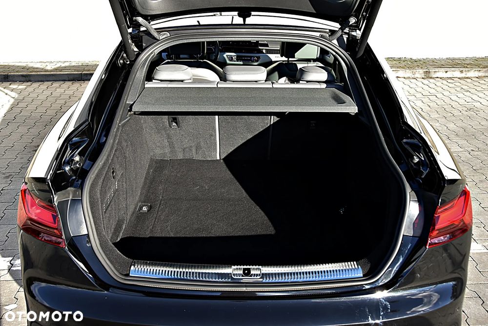 Audi A5 Sportback 40 TFSI S tronic S line - 4