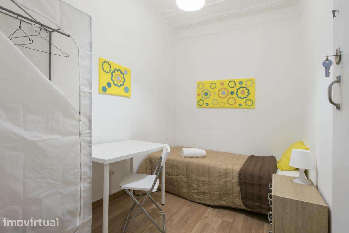 Quarto - localizado em Arroios Lisbon - Grande imagem: 2/23