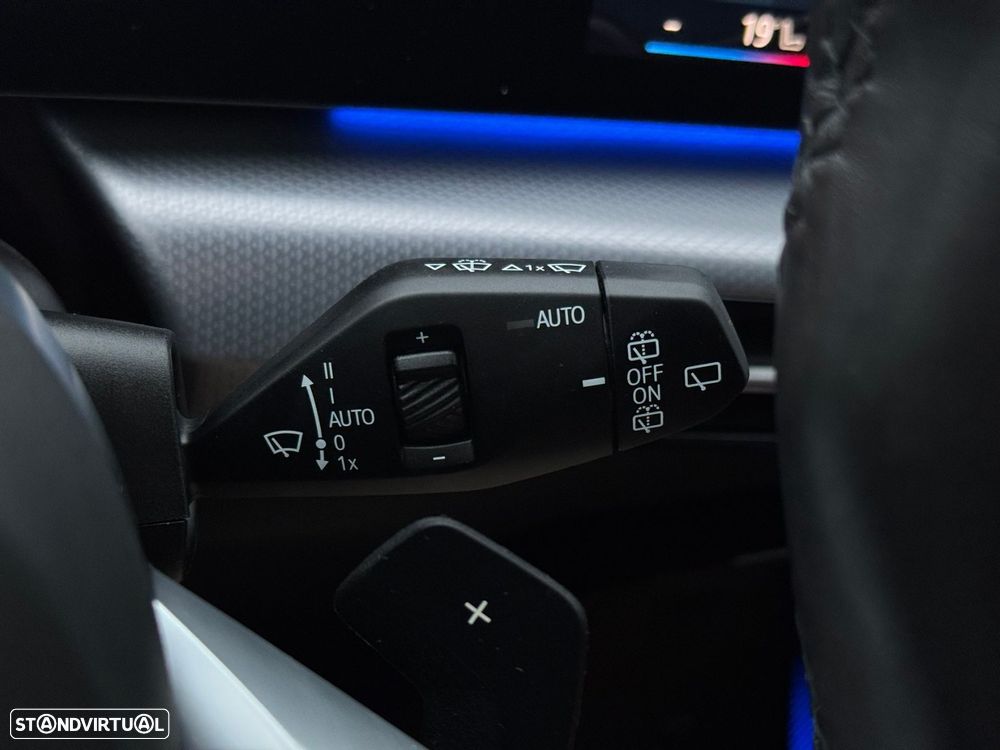 BMW X1 sDrive18d Pack Desportivo M - 38