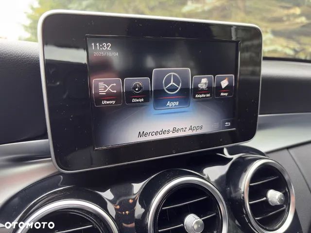 Mercedes-Benz Klasa C 180 (BlueEFFICIENCY) - 25