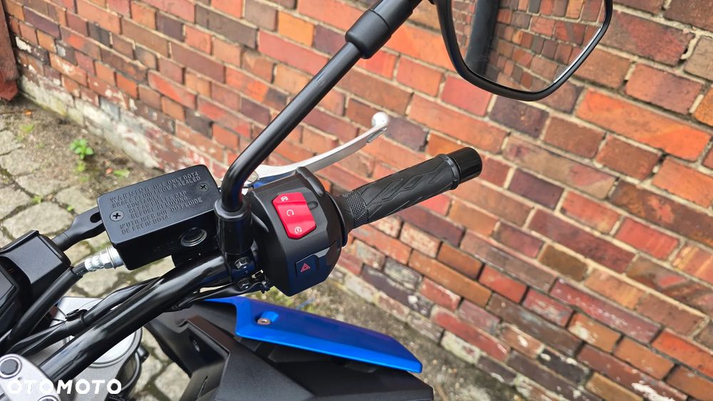 Suzuki GSX - 14