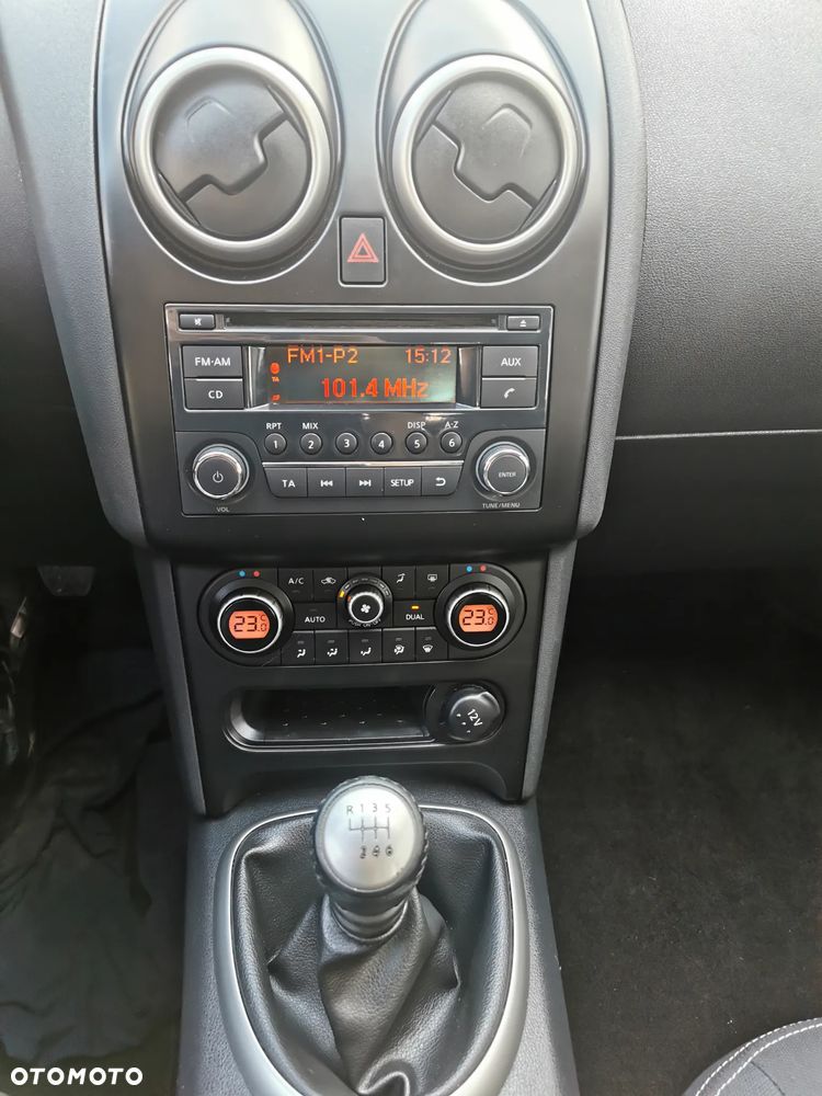 Nissan Qashqai 2.0 Acenta - 22