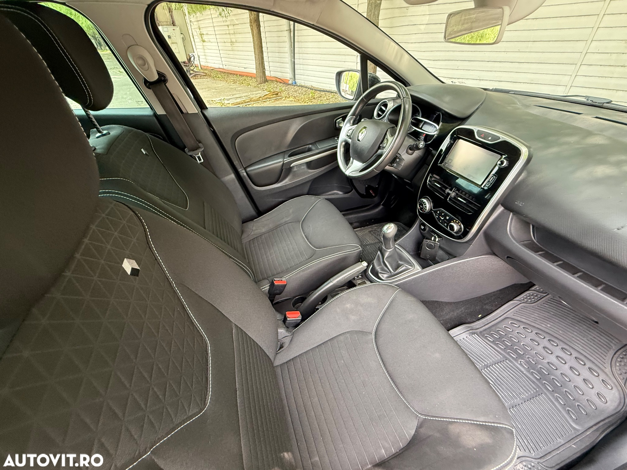 Renault Clio (Energy) TCe 90 Start & Stop LIMITED - 11