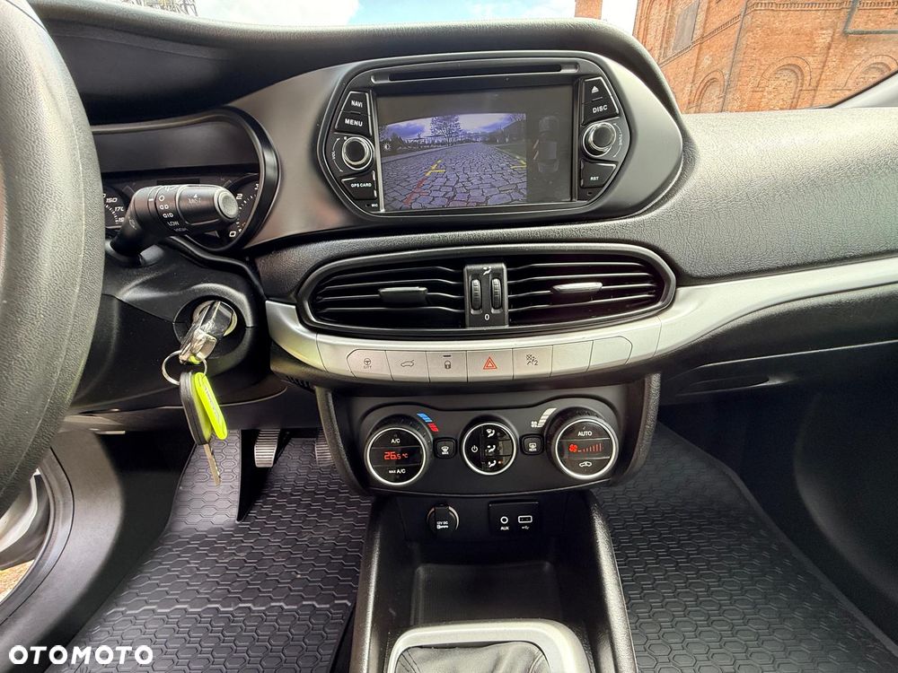 Fiat Tipo 1.4 16V Lounge - 22