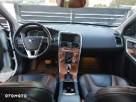 Volvo XC 60 D3 Drive-E Summum - 3