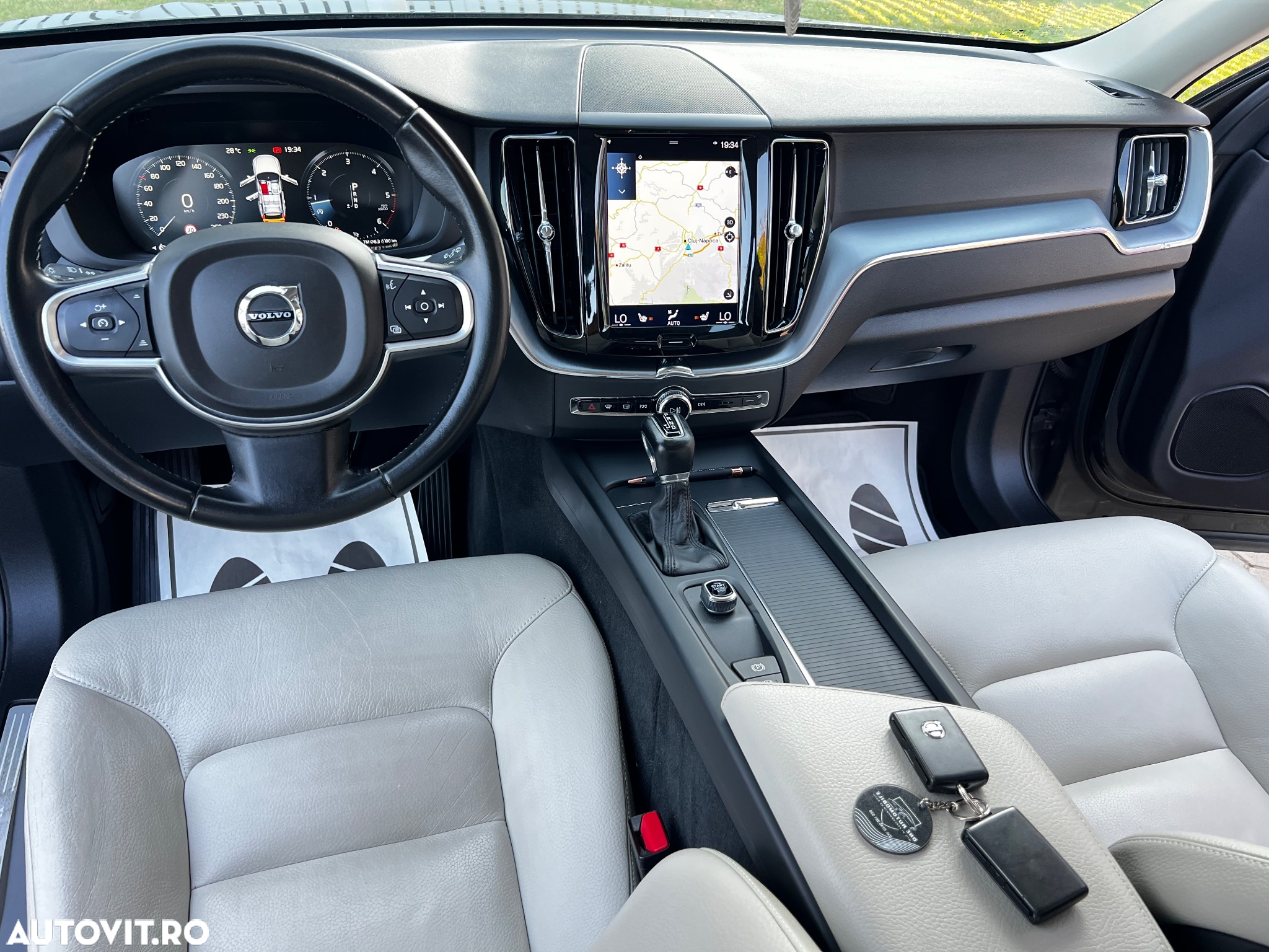 Volvo XC 60 D4 Geartronic Momentum Pro - 9