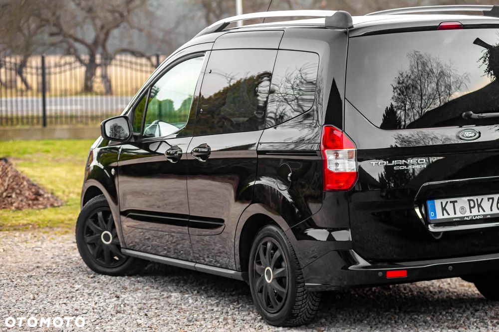 Ford Tourneo Courier 1.0 EcoBoost S&S Titanium - 7