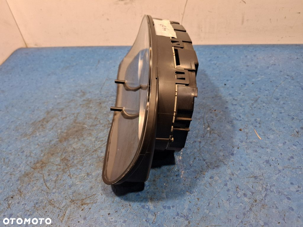 VW PASSAT B5 FL 1.9 TDI LICZNIK 3B0920829A PÓŁ FIS - 5