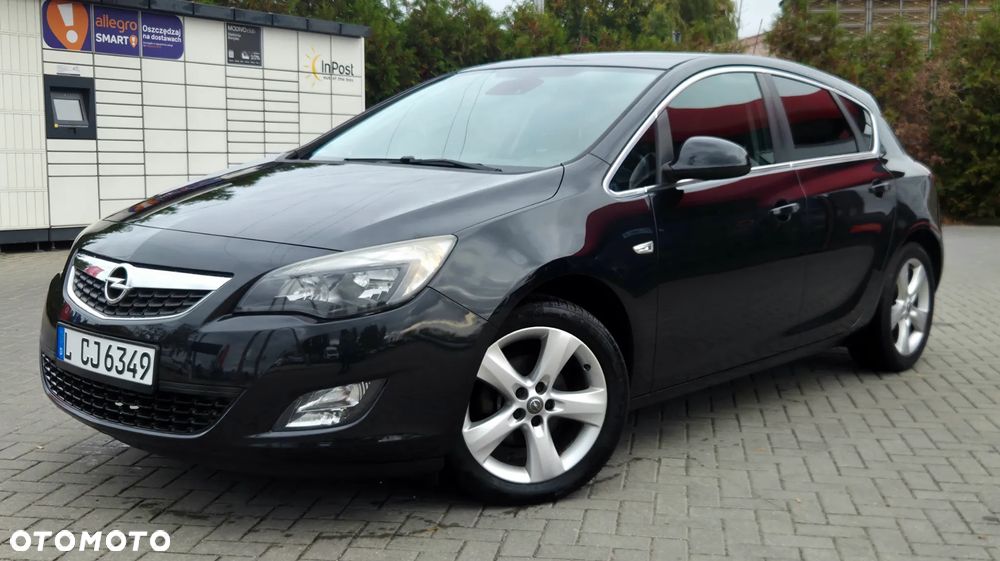 Opel Astra 2012