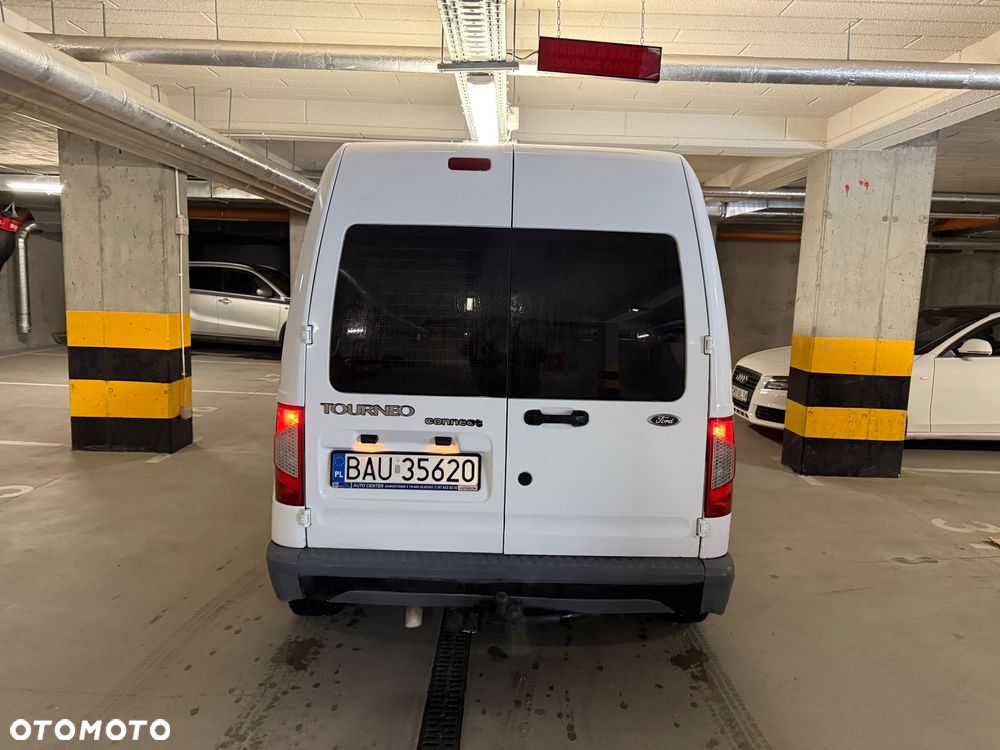 Ford Tourneo Connect - 19