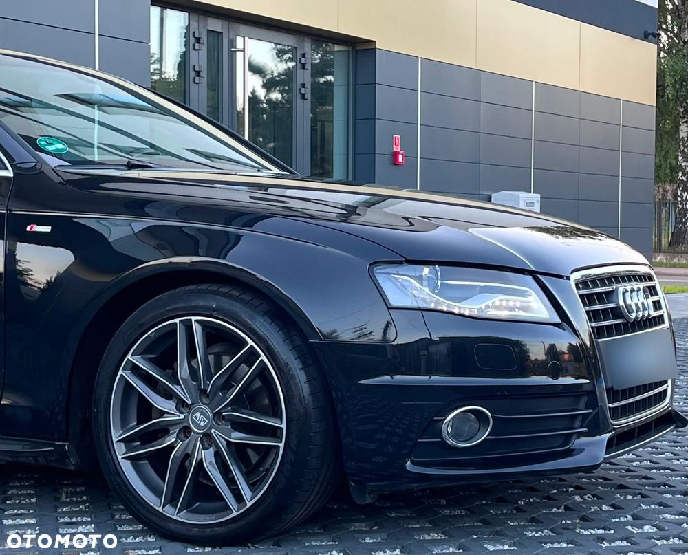 Audi A4 Avant 2.0 TDI DPF quattro S line Sportpaket (plus) - 27