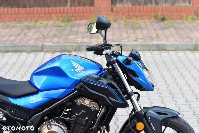 Honda CB - 8