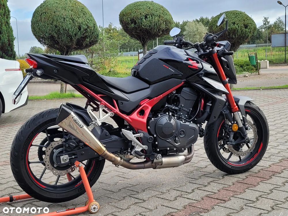Honda Hornet - 11
