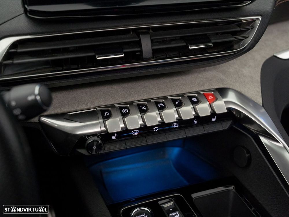 Peugeot 5008 1.5 BlueHDi GT EAT8 - 29