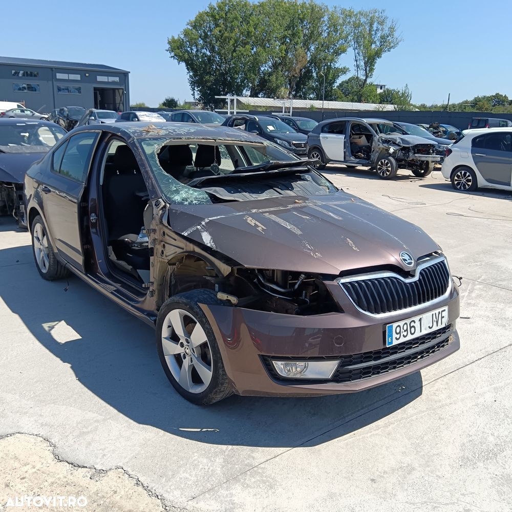 Dezmembrez Skoda Octavia 2016 Diesel  1.6 110Cp 76.000 km - 4
