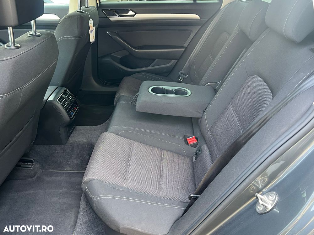 Volkswagen Passat 2.0 TDI Comfortline - 6