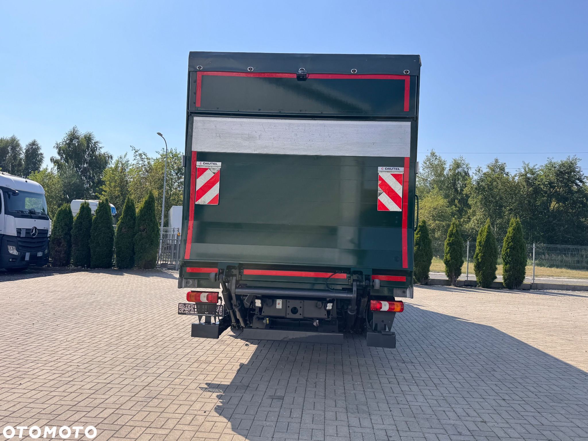 Mercedes-Benz ATEGO - 7